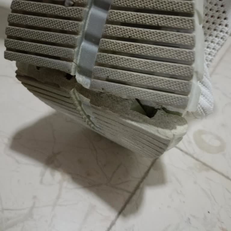 Konya Meram Ender Mağazası'nda Hayal Kırıklığı: Yetersiz Hizmet Ve Kalitesiz Ürün