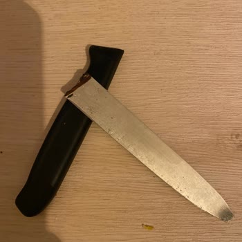 Güvenilir Marka Bıçağı Kullanırken Yaşanan Tehlikeli Kırılma