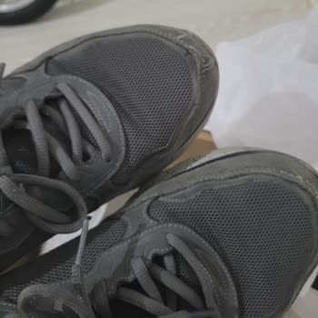 Skechers Ayakkabılarının Dayanıklılığı Hakkında Hayal Kırıklığı