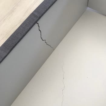 Vivense'den Kırık Ürün Ve İletişim Sorunları