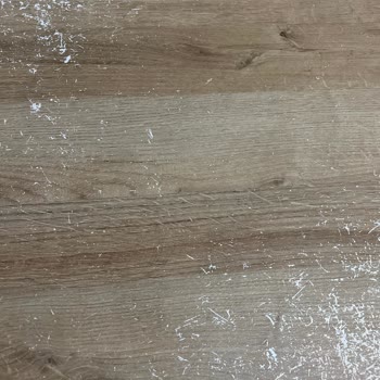 Bellona Yemek Masası: Çiziklerle Dolan Hayal Kırıklığı