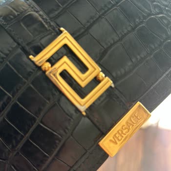 Versace Çanta Kalite Sorunu Ve İade Mücadelesi