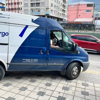 Sürat Kargo'nun Kurumsal Kimlik Eksikliği Ve Saygısız Tavırları