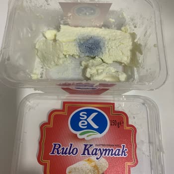 Güvendiğimiz Sek Kaymak Buzdolabında Küflendi