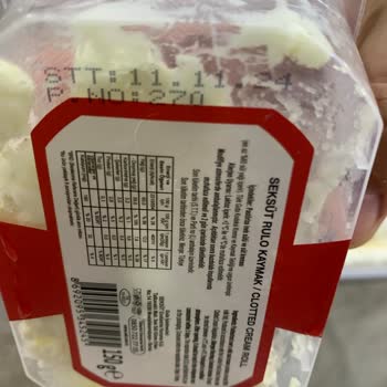 Güvendiğimiz Sek Kaymak Buzdolabında Küflendi