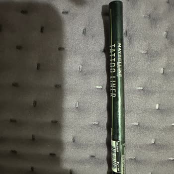 Maybelline New York Tattoo Liner Renk Vermiyor Ve Boya Kaçırıyor!