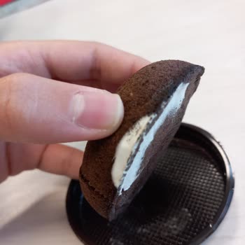 Kantin Ürünü Bozulmuş: Luppo Sufle'de Küf Şoku!