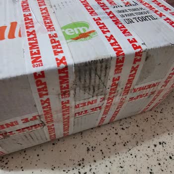 Kırık Bal Kavanozu Ve Özensiz Taşıma