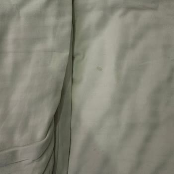 Forced to Pay for Dirty Room at Kars Hotel Kent Ani Despite Not Staying
