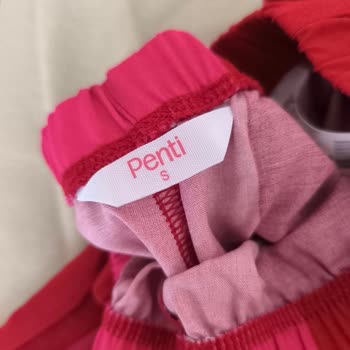 Penti Online Alışverişte Hayal Kırıklığı: Paketsiz Ve Yanlış Ürün Gönderimi