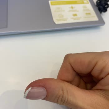 Kalitesiz Malzeme Kullanımı Nedeniyle Dayanıksız Tırnaklar