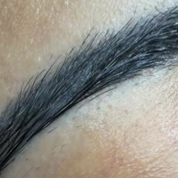 Gamze Gür Beauty Kaş Sildirme İşleminde Hayal Kırıklığı