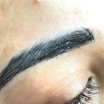 Gamze Gür Beauty Kaş Sildirme İşleminde Hayal Kırıklığı