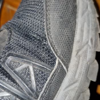 Cat Marka Ayakkabıda Beklenmedik Yırtılma Ve Hayal Kırıklığı