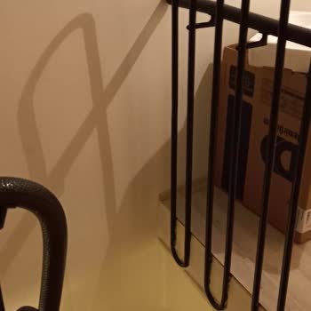 Evde İzinsiz İşlem Ve Zarar Verme