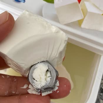 Üründe Yabancı Madde Ve İlgisiz Müşteri Hizmetleri