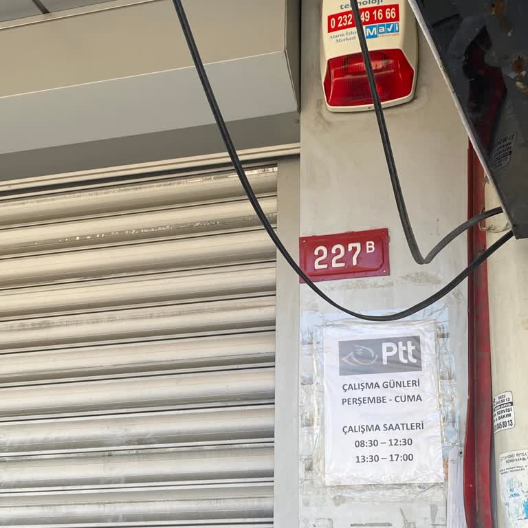 PTT Kargo Şubelerinin Yetersiz Hizmeti Ve İletişimsizliği