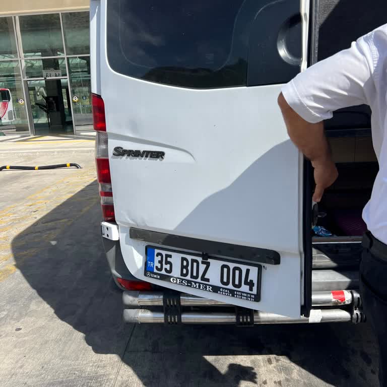 Saygısız Ve Güvensiz Otobüs Yolculuğu Deneyimi