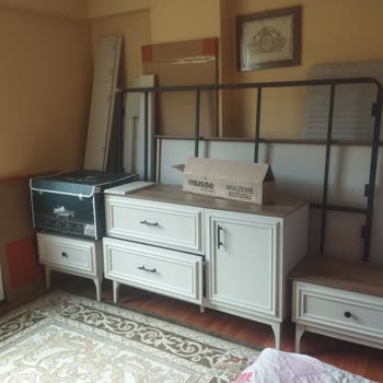 Esenyurt Aksu Çarşı'dan Alınan Yatak Odası Takımı Eksik Ve Sorunlu