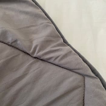 Tüylenen Yorgan Sorunu: Kullanıcı Hatası Değil