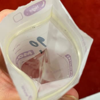 Anne Sütü Saklama Poşetlerinde Hijyen Sorunu
