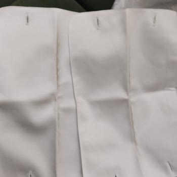 Düğün Sabahı Hayal Kırıklığı: Kullanılmış Gömlek Şoku