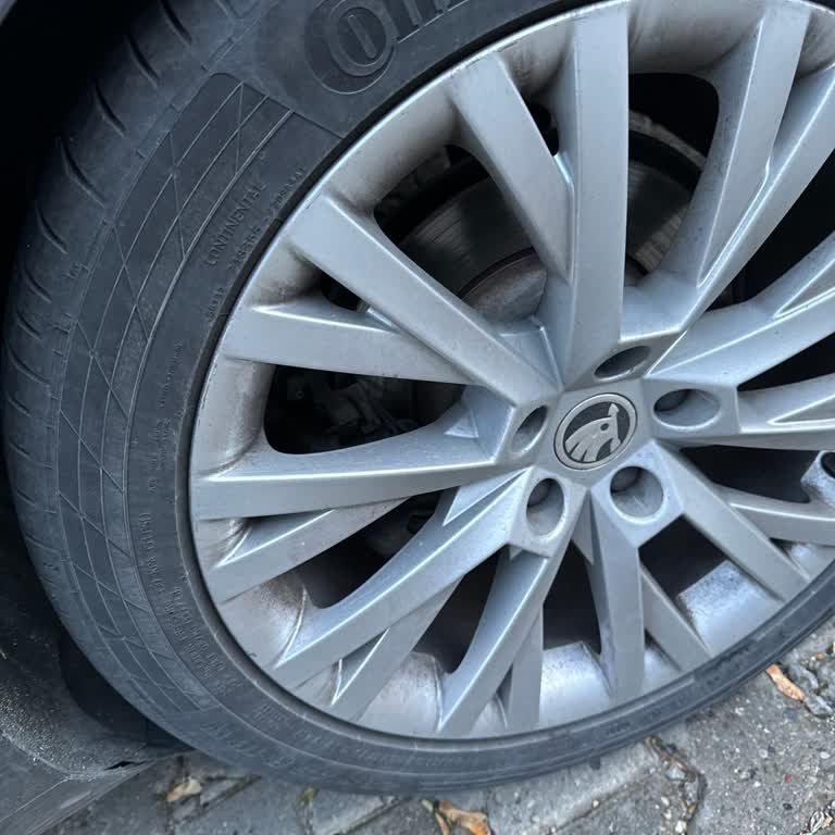 Skoda Servisinde Eksik Ve Yanıltıcı Bakım Deneyimi