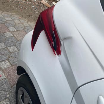Kargo Aracı Tarafından Hasar Gören Aracım İçin Acil Çözüm Talebi