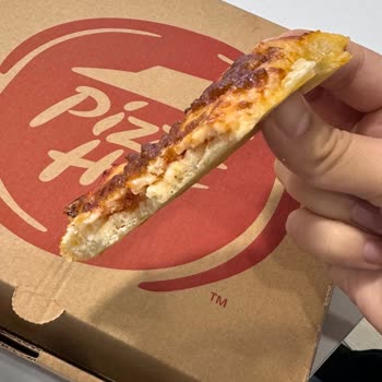 Soğuk Ve Sert Margarita Pizza Hayal Kırıklığı