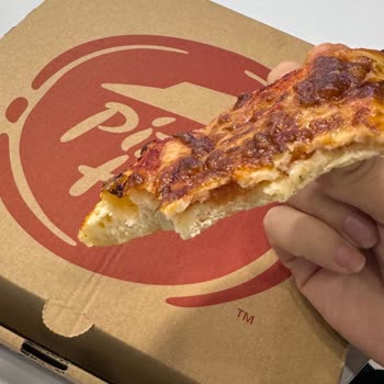 Soğuk Ve Sert Margarita Pizza Hayal Kırıklığı