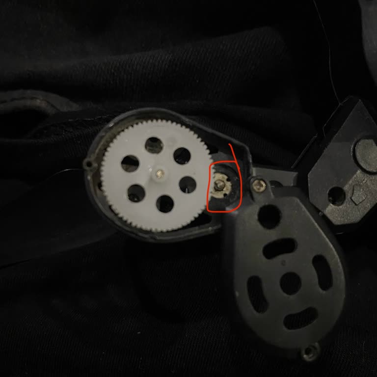 Dron Tamiri İçin Destek Ve Parça Arayışı