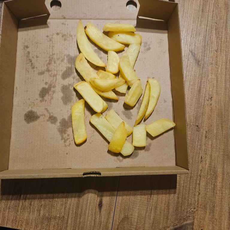 Pizza Hut'tan Hayal Kırıklığı: Soğuk Ve Az Porsiyon