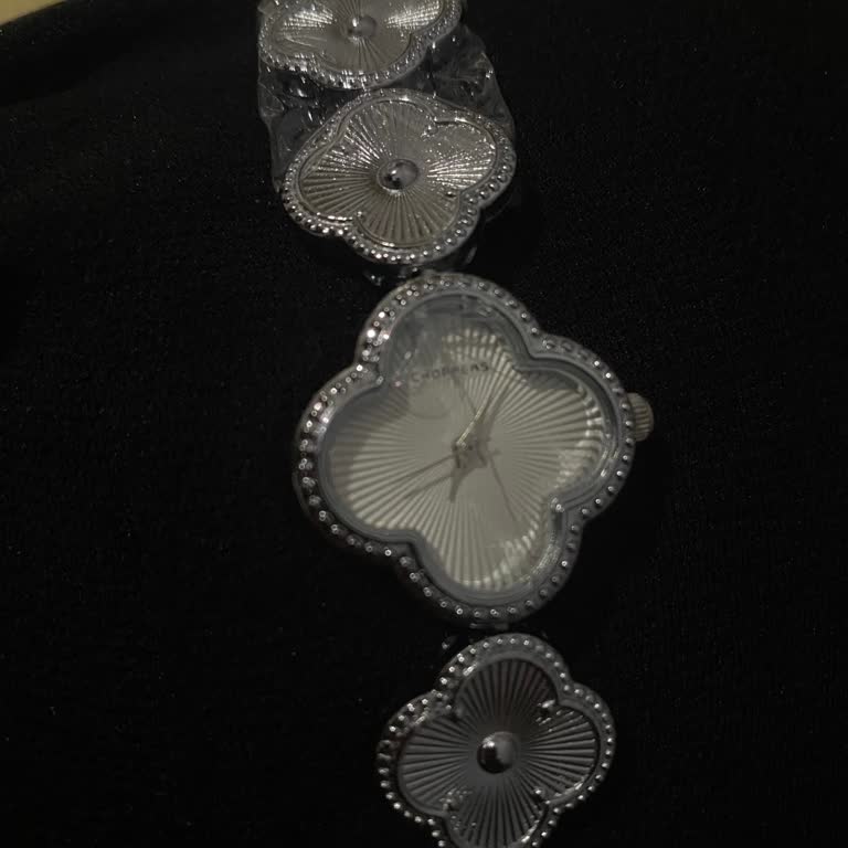 Çelik Saat Mi, Hayal Kırıklığı Mı?