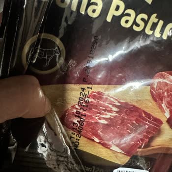 Bozuk Pastırma Ve Yetersiz Denetim