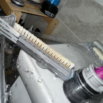 Paslanan Temizlik Seti Ve İletişimsiz Müşteri Hizmetleri