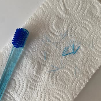 Rocs Pro Diş Fırçası Telleri Sorunu