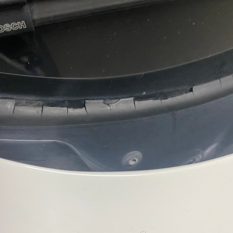 BMW 116i Msport Ön Cam Fitili Sorunu