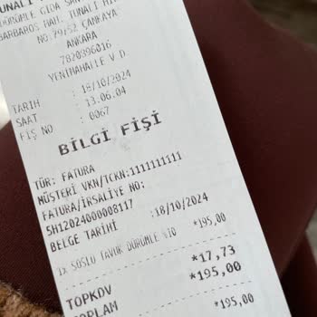 Dürümle Tunalı Hilmi Şubesinde Çiğ Tavuk Ve Kötü Kokulu Salata Sorunu