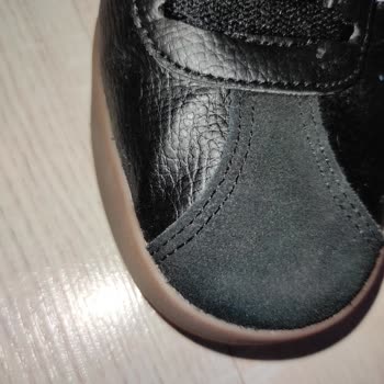 Adidas Ayakkabıda Hayal Kırıklığı: İade Ve Değişim Sorunu