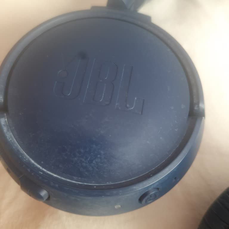 D&R'dan Aldığım Kulaklıkta Beyaz Lekeler Sorunu