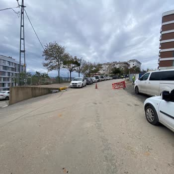 Kapatılan Sokak Ve Engellenen İbadet: Vatandaşın Tepkisi