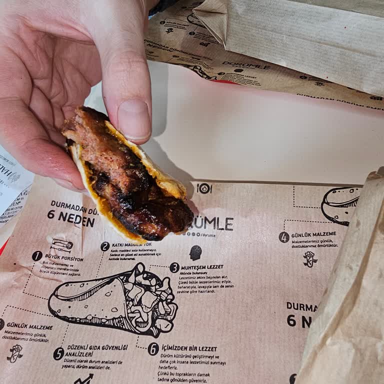 Dürümle Hayal Kırıklığı Yaratan Dürüm Deneyimi