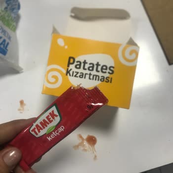 Bozuk Ketçapla Rezil Olan Yemek Deneyimi