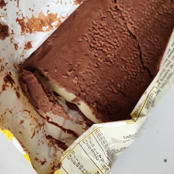 Bayat Gofret Ve Yağlı Çikolata Sorunu