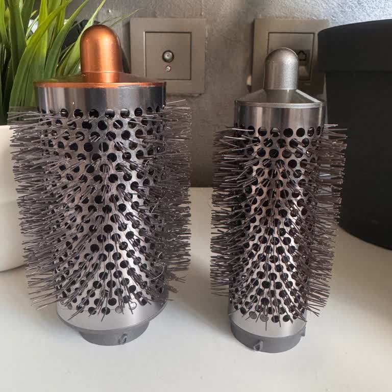 Dyson Saç Şekillendirici Başlık Sorunları Ve Çözüm Eksikliği