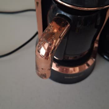 Korkmaz Mutfak Eşyaları Ürünlerinde Hızla Kararan Gold Detaylar