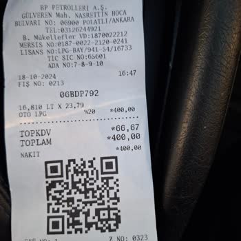 Petrol Müdürünün Müşteriye Yüksek Sesle Azarlaması
