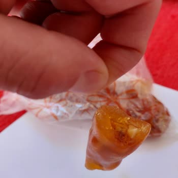 Cevizli Sucukta Hijyen Skandalı: Saç Çıktı!