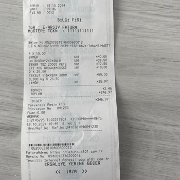 A101'den Alınan Unun İçinden Çıkan Böcekler Şok Etti