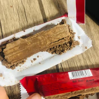 Bayat Gofret Ve Kötü Tat Deneyimi